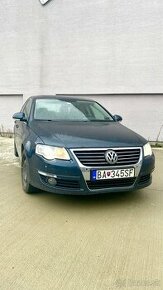 VOLKSWAGEN PASSAT Highline 103KW (140 koní) - 1