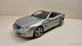 1:18 MERCEDES-BENZ SL-KLASSE