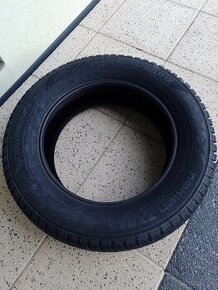 Predám nové zimné pneu NOKIAN 215/65 R17 SUV SNOWPROF22