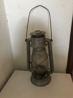 Petrolejová lampa