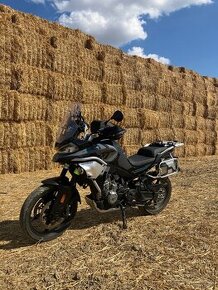 CF Moto 800mt sport