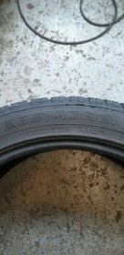 285/40R21 - 1