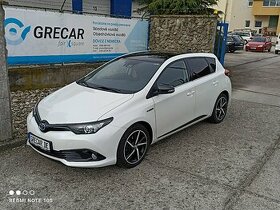 TOYOTA   AURIS  1,8 VVTi     HYBRID  CVT