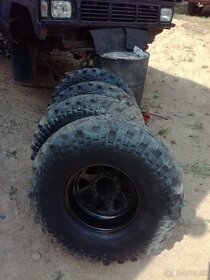 Nissan patrol  35x11,50R15 - 1