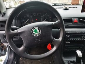 Predám auto zn. Škoda Octavia Combi, 4x4, 1,9 TDI