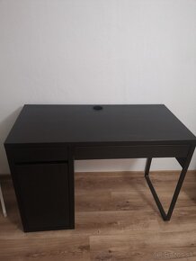 Stôl ikea