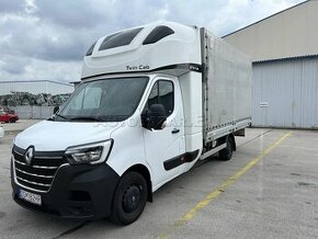 Kúpim Renault Master Twincab