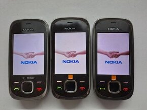 NOKIA 7230 slide + Nokia 6131 Ružové kryty