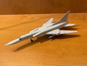 Tu-22 M3 Blackfire - model letadla 1:200