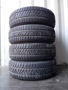 215/70R16 Zimné pneumatiky Pirelli