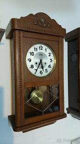 Predám funkčné nástenné hodiny Schwarzwalder EKA polbicie dv - 1