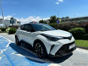 Predám TOYOTA C-HR 2.0 GR Dynamic FORCE Hybrid