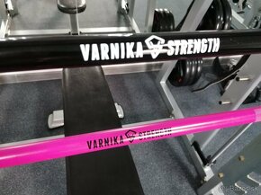 Dámska olympijska tyč 201cm Varnika Strength-