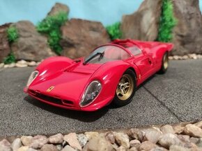 rodám model 1:18 ferrari 330 P4