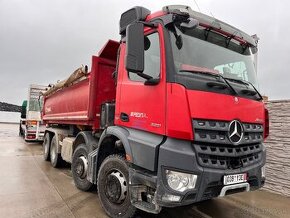 Mercedes Arocs 3251