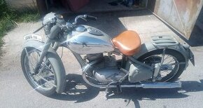 Jawa 250 perák