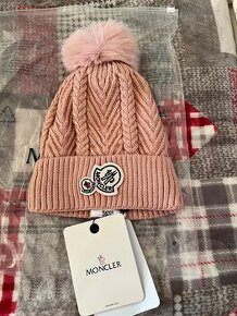 Zateplená čiapka Moncler