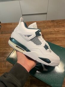 Air Jordan 4 Oxidized Green