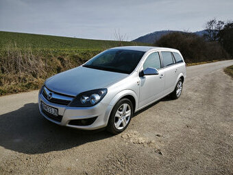 Opel Astra H combi 1,9 M6, keyless, Recaro