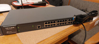 TPLINK 24port gigabit switch