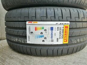 Nové pneu PIRELLI P-ZERO 235/40R19 96W XL leto