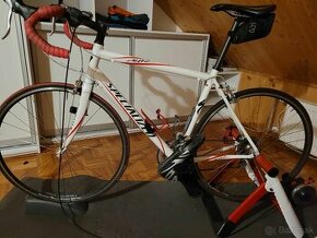 Cestný bicykel Specialized Alez + trenažér