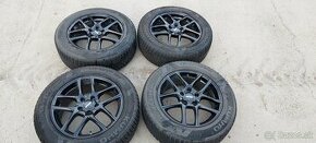 Alu Oxxo 5x114,3 a zimné Kumho Wintercraft 225/60 R17 - 1