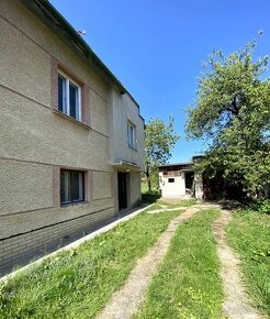 Jedinečná lokalita 5 izb.RD s krásnym veľkým pozemkom 1390m2