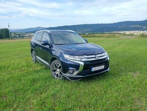 Mitsubishi Outlander 2.2 DI-D, A/T / 4x4 - 7 miestne