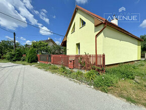 Piata Avenue |  Útulný rodinný domček v srdci Tepličky nad V