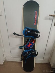 Detský snowboard 126 cm