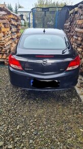 Opel insignia 2l 118kw - nepojazdne