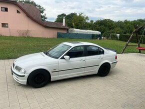 BMW e46 323i