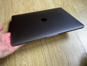 Apple Macbook Pro 2017 13"  + mouse 2 generacie - 1