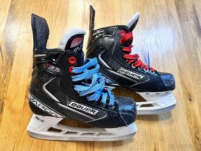 Detské hokejové korčule BAUER Vapor X3.5, veľ 3.0 D - 1