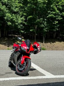 Honda CBR 600RR 2007 pc40