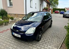 Ford Fiesta 1,3i / 51 KW Klima benzín manuál 51 kw