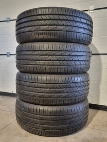 Nejazdené Letné Pneu Hankook 235/55 R18