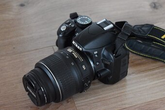 Nikon d3100 s VR objektivom nikkor 18-55 AF 9tis. snimkov