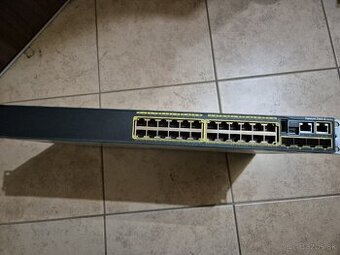 Switch Cisco 2960-S