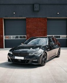 BMW 330d Touring xDrive A/T8 195KW