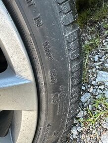 Zimné Pneu Pirelli 245/40 94w R19