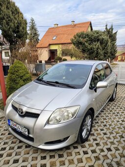 Auris 1.6 automat