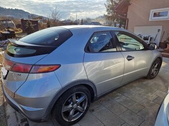 Honda Civic 5DR