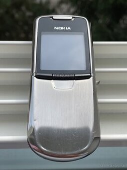 Zberateľská Nokia 8801