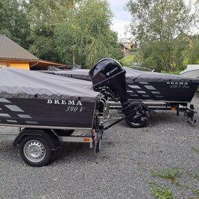 Motorový čln Brema 390 fishing