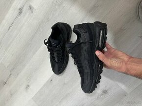 NIKE AIR MAX 95 ESSENTIAL Black UK 9