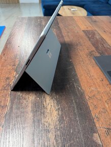 Microsoft Surface Pro 9 - 13"/ 2880x1920/ 8GB/ 256 GB/ - 1