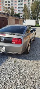 Ford Mustang 4,6l V8 GT 45th Anniversary