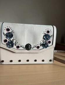 Crossbody kabelka